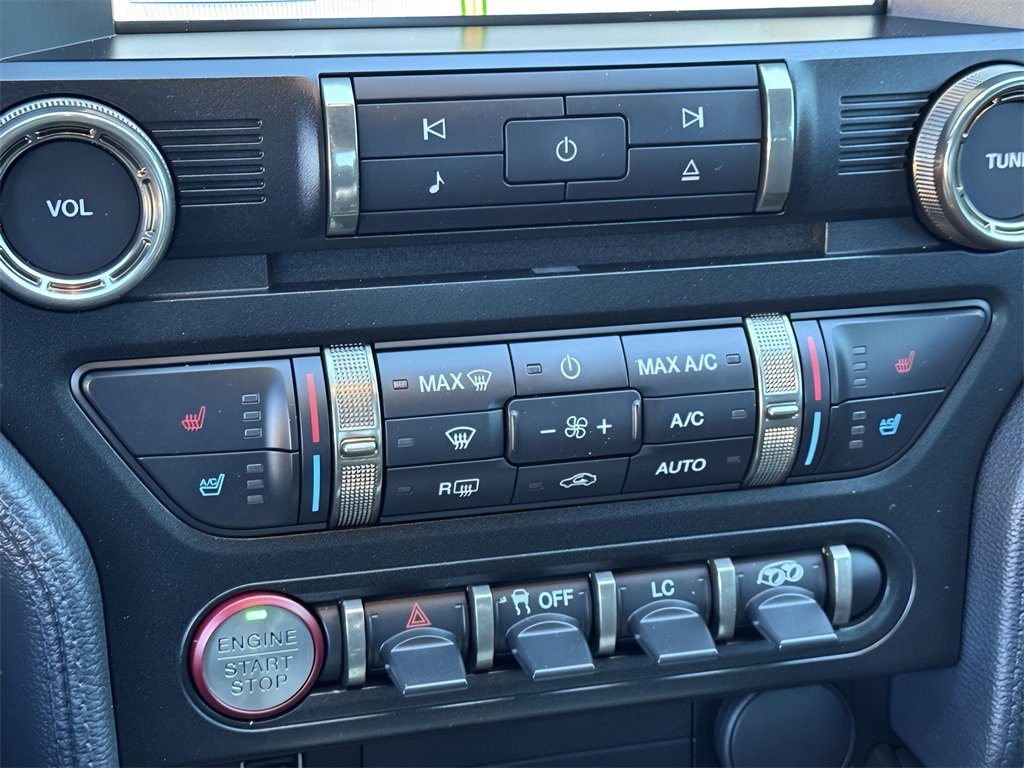 Used 2019 Ford Mustang Shelby GT350 w/ Technology Package image 34