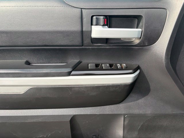 Used 2021 Toyota Tundra SR5 AWD/4WD image 22