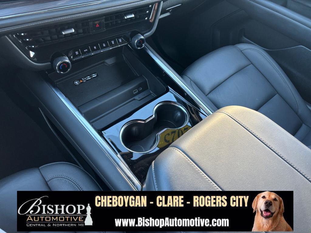 Used 2025 Chevrolet Tahoe Z71 image 33