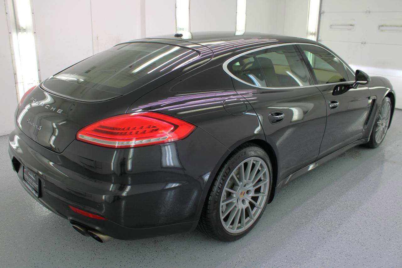 Used 2014 Porsche Panamera S image 10