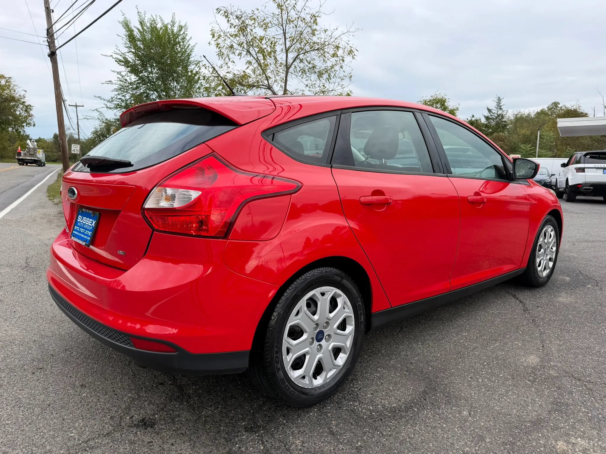 Used 2012 Ford Focus SE FWD image 4