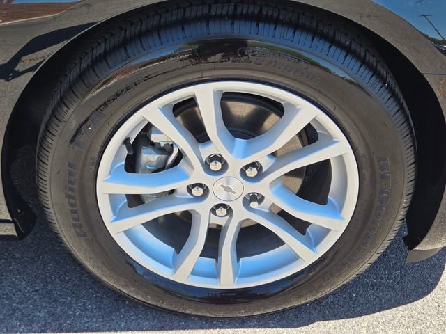 Used 2015 Chevrolet Camaro LS RWD image 9