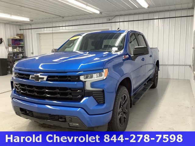 Used 2024 Chevrolet Silverado 1500 RST w/ Z71 Off-Road Package image 3