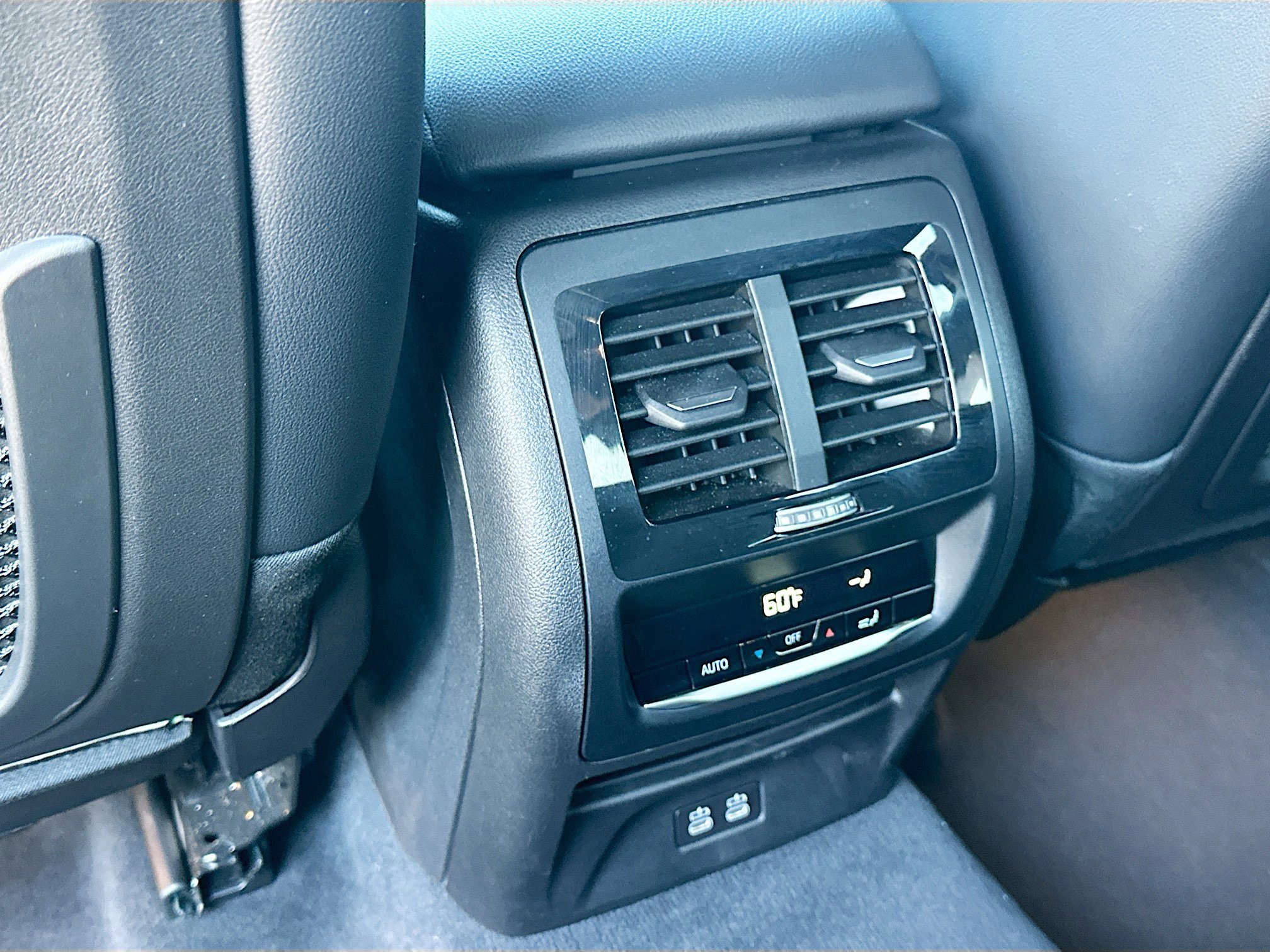 Certified 2024 BMW X3 sDrive30i w/ Premium Package image 25