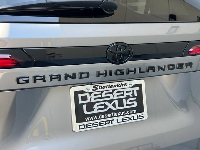 Used 2026 Toyota Grand Highlander FWD image 16