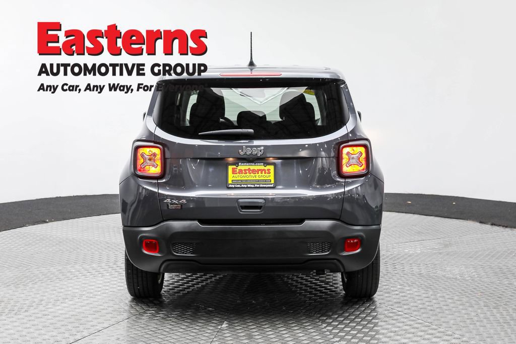 Used 2023 Jeep Renegade Latitude image 6