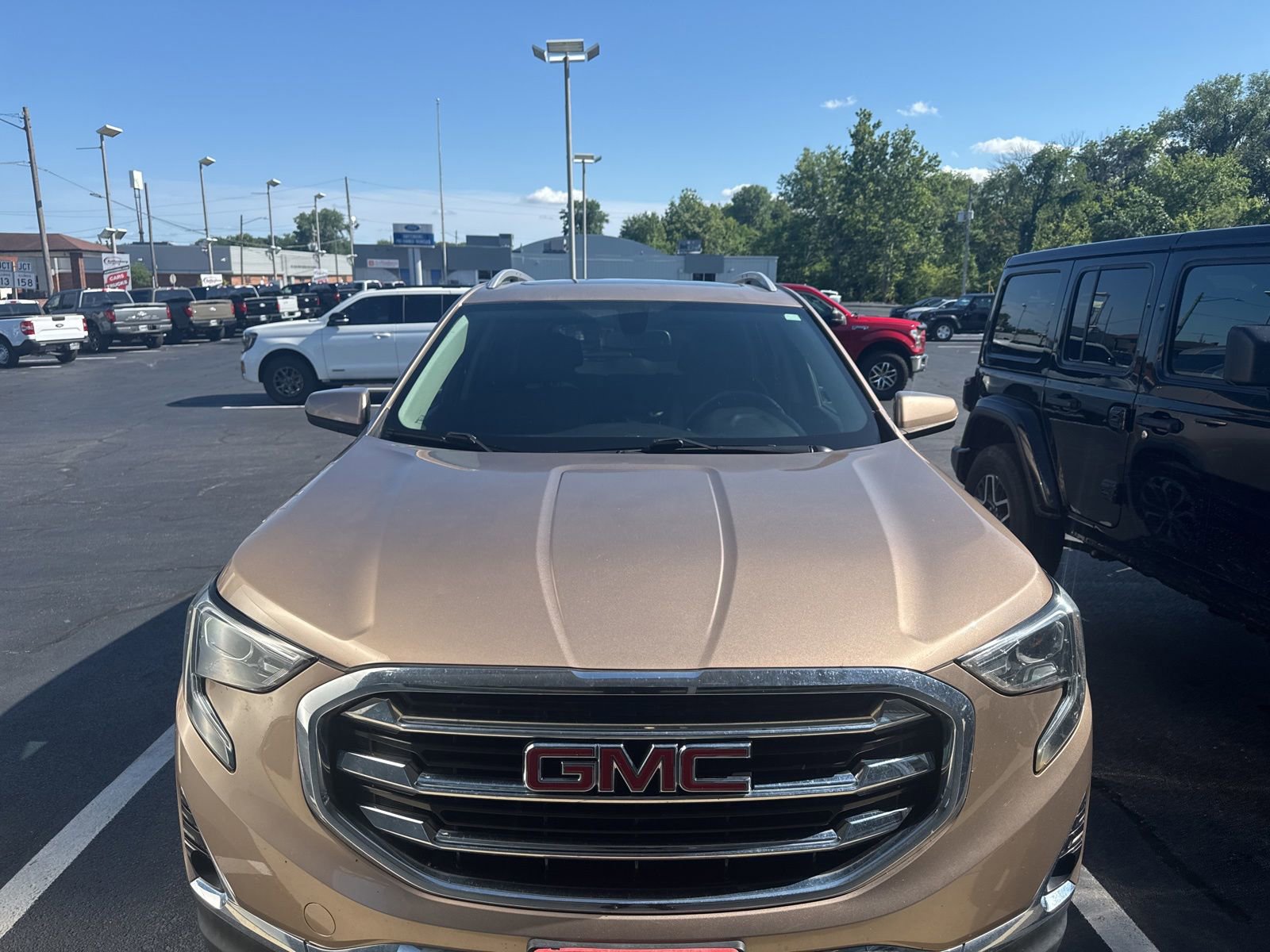 Used 2018 GMC Terrain SLT w/ Preferred Package AWD/4WD image 2