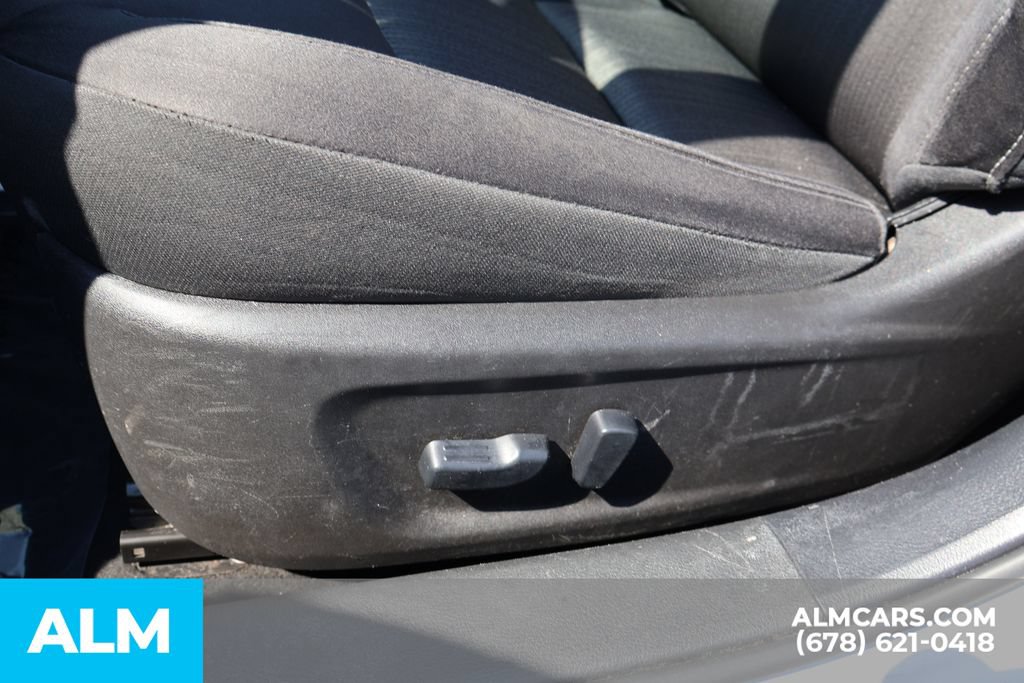 Used 2024 Nissan Altima 2.5 SV FWD image 11
