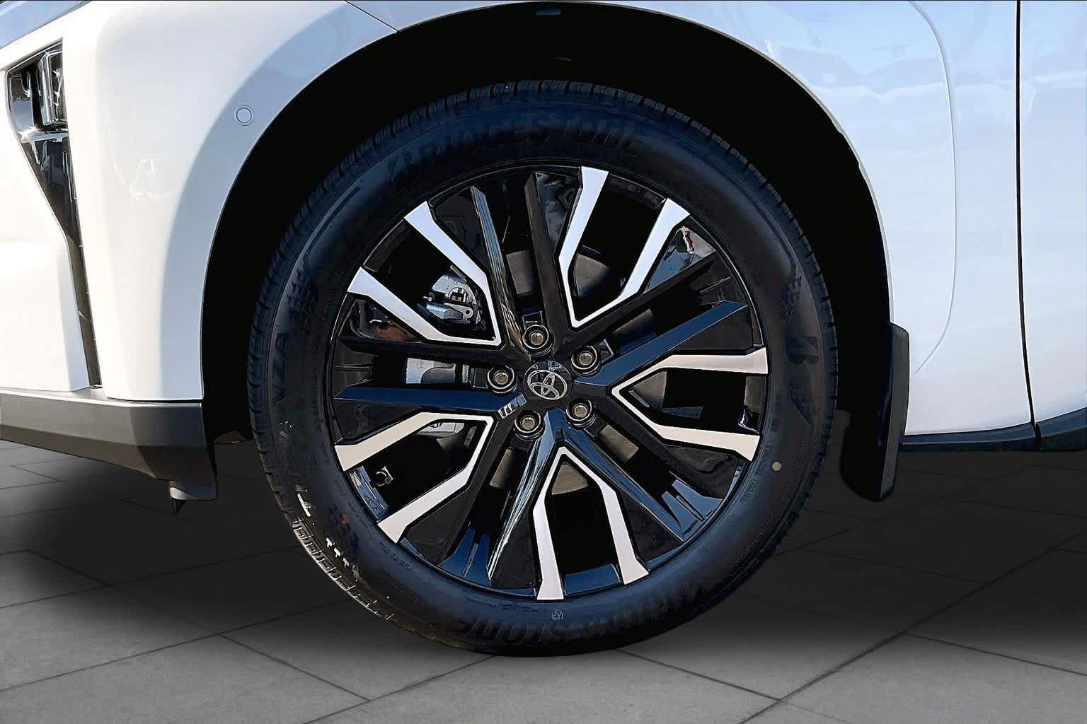 New 2026 Toyota bZ FWD image 11