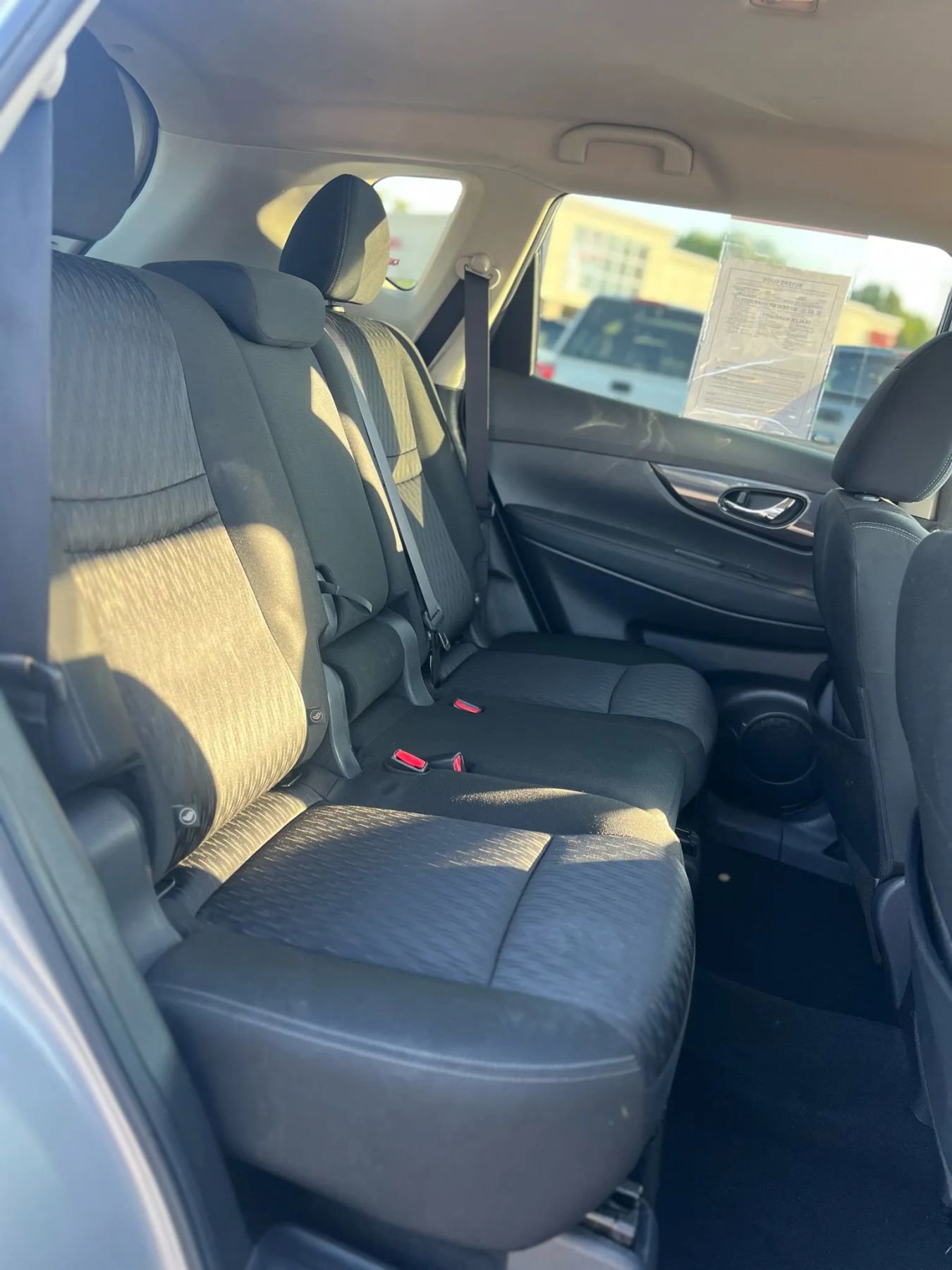 Used 2020 Nissan Rogue SV image 8