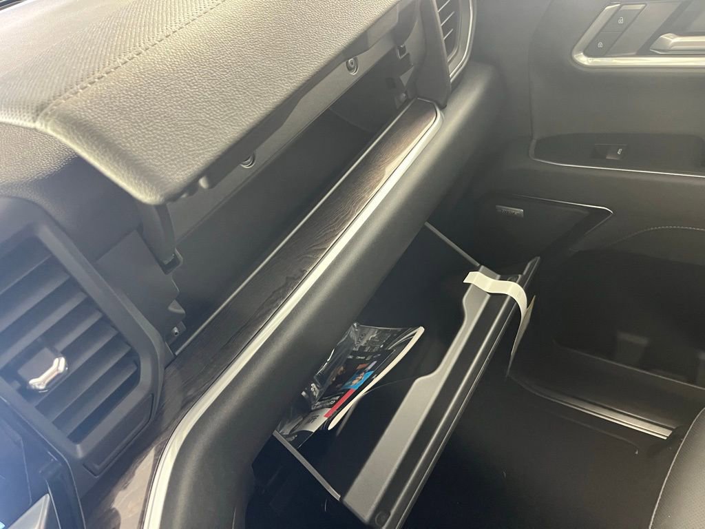 New 2026 Chevrolet Silverado 1500 LTZ w/ LTZ Premium Package image 37