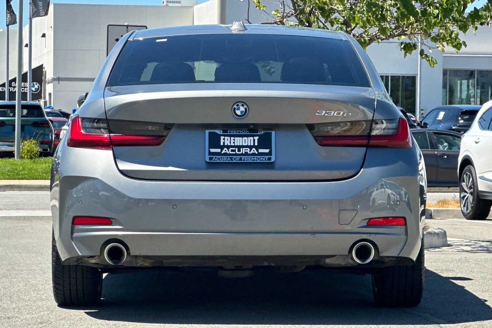 Used 2024 BMW 330e RWD image 5