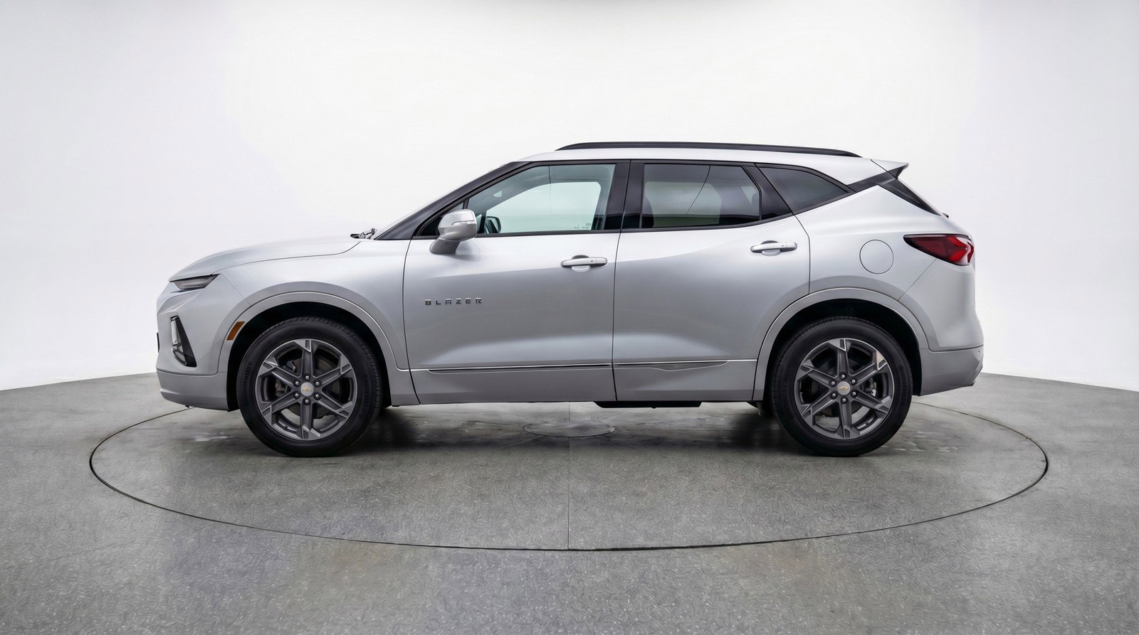 Used 2025 Chevrolet Blazer LT FWD image 5
