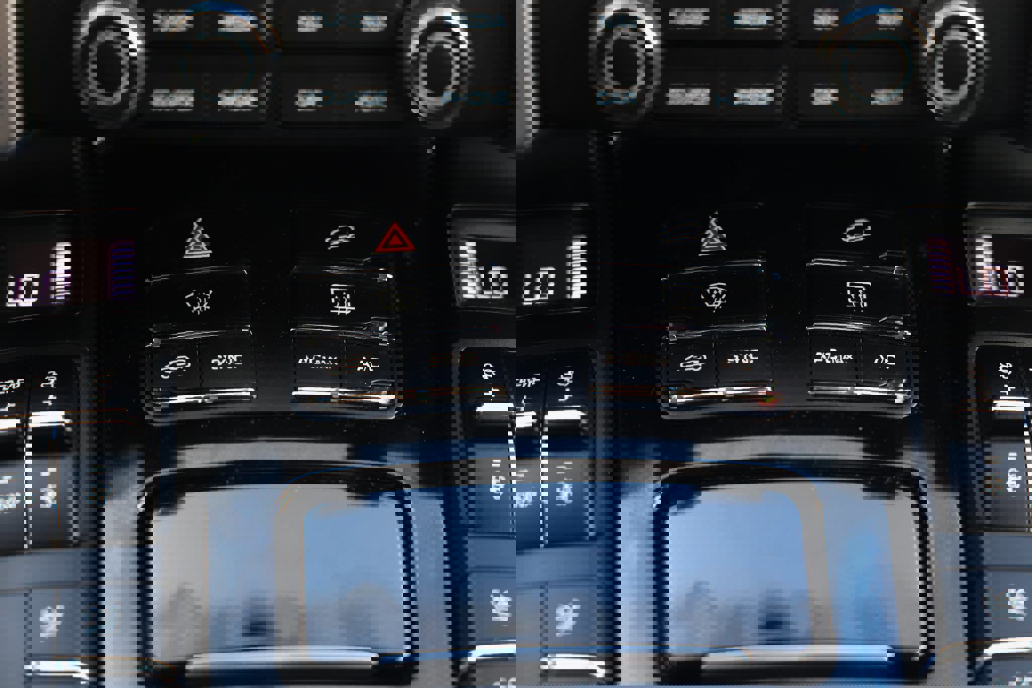 Used 2017 Porsche Cayenne S image 38