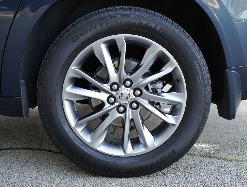 Used 2024 Buick Enclave Avenir w/ Avenir Technology Package FWD image 44