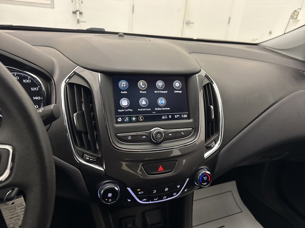 Used 2019 Chevrolet Cruze LT w/ LT Fleet Convenience Package image 17