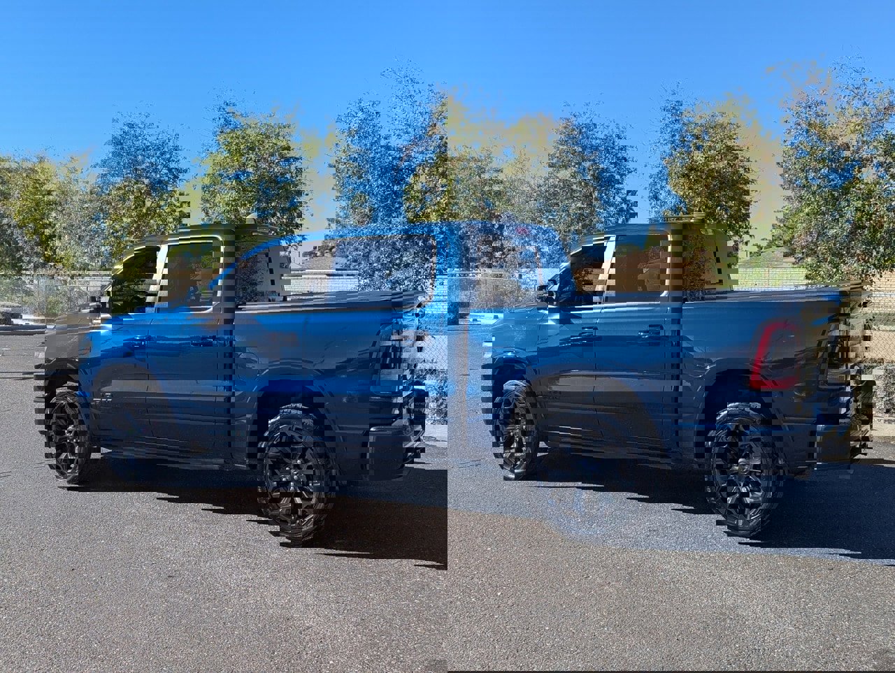 Used 2023 RAM 1500 Limited w/ Night Edition image 4