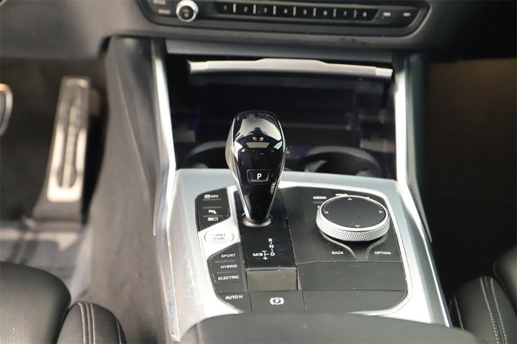 Used 2022 BMW 330e w/ M Sport Package image 21