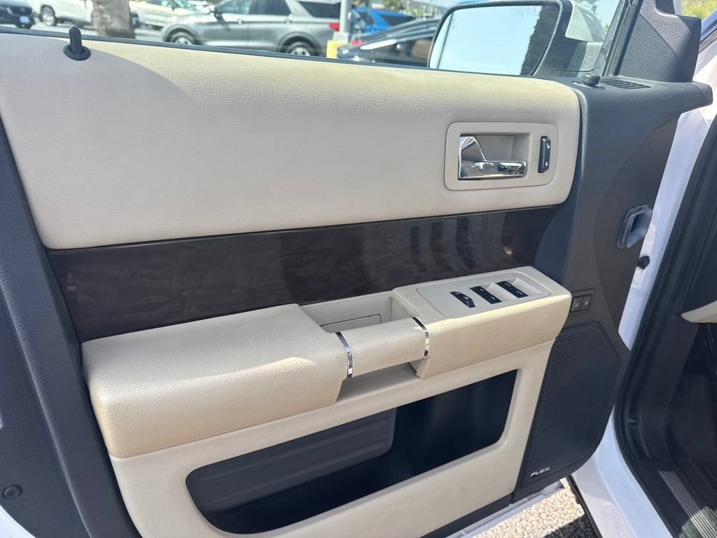 Certified 2019 Ford Flex Limited w/ Equipment Group 301A FWD image 15