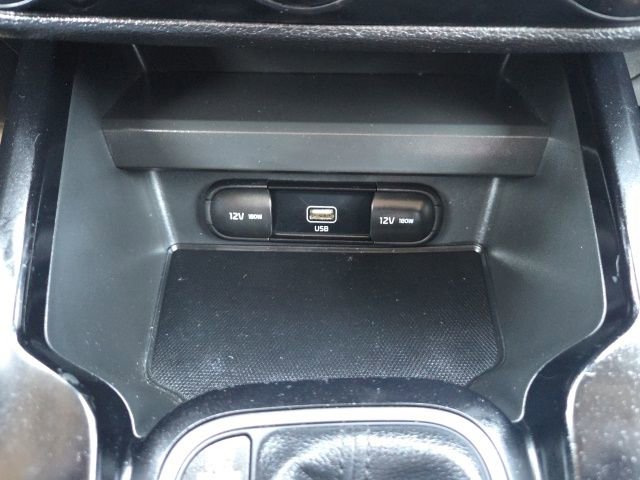 Used 2020 Kia Soul S FWD image 29
