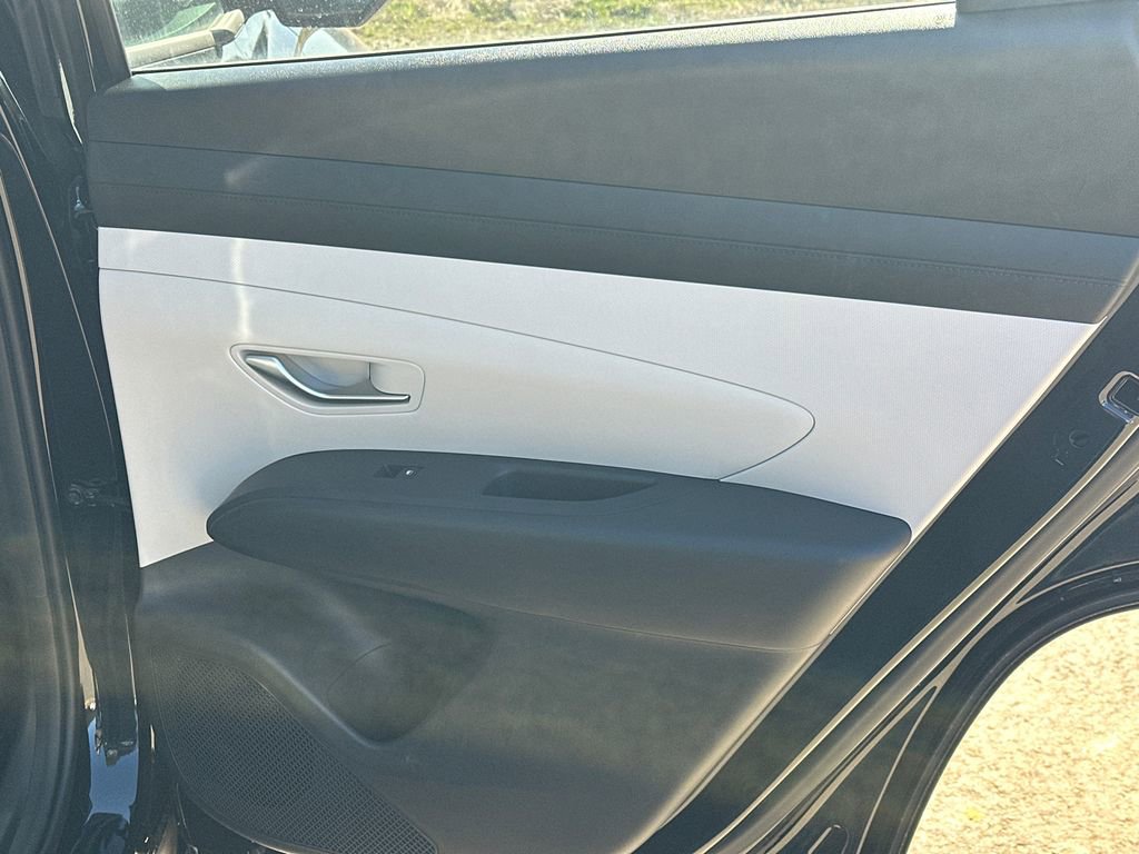 New 2026 Hyundai Tucson SEL image 16