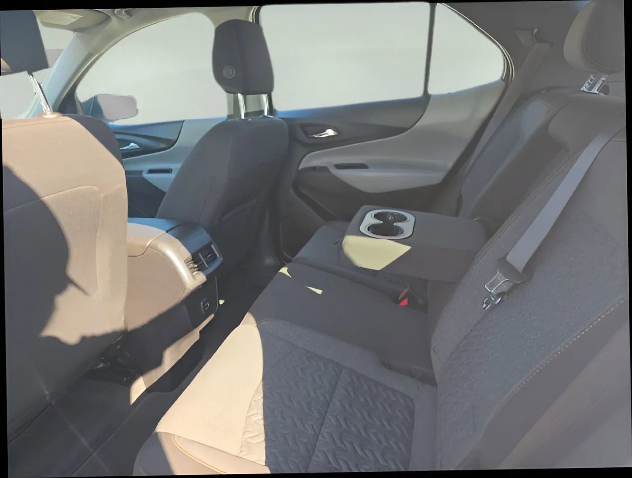 Used 2019 Chevrolet Equinox LS image 12
