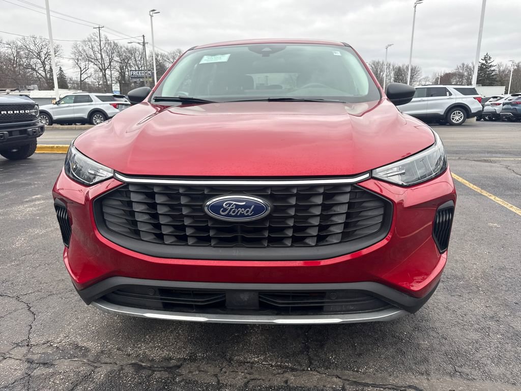Used 2023 Ford Escape Active w/ Tech Pack #1 image 3