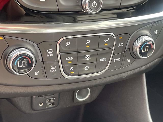 Used 2022 Chevrolet Traverse High Country image 19