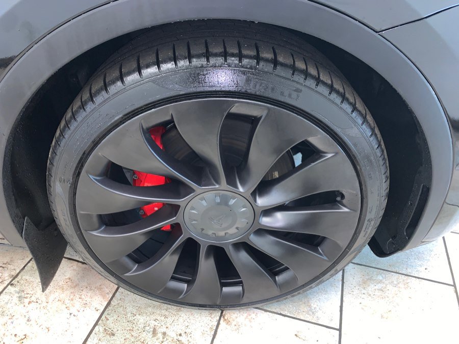 Used 2021 Tesla Model Y Performance AWD/4WD image 9