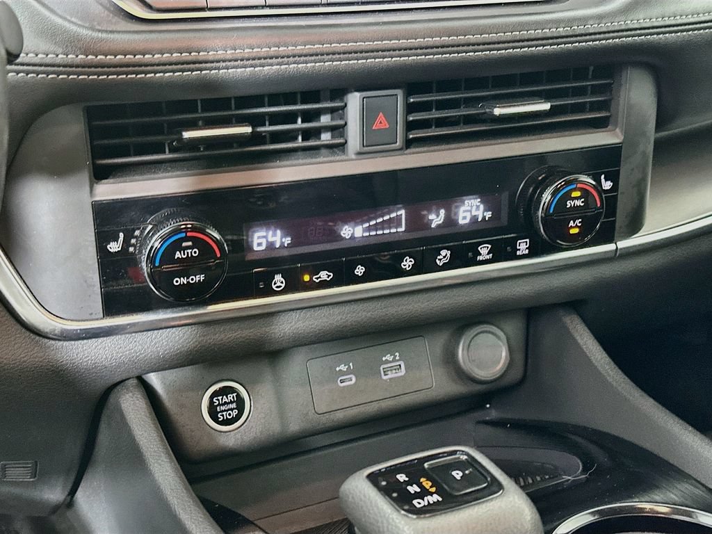 Certified 2023 Nissan Rogue SV w/ SV Premium B Package AWD/4WD image 23