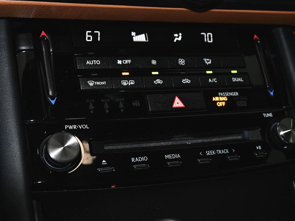 Used 2022 Lexus IS 300 AWD w/ Premium Package image 26