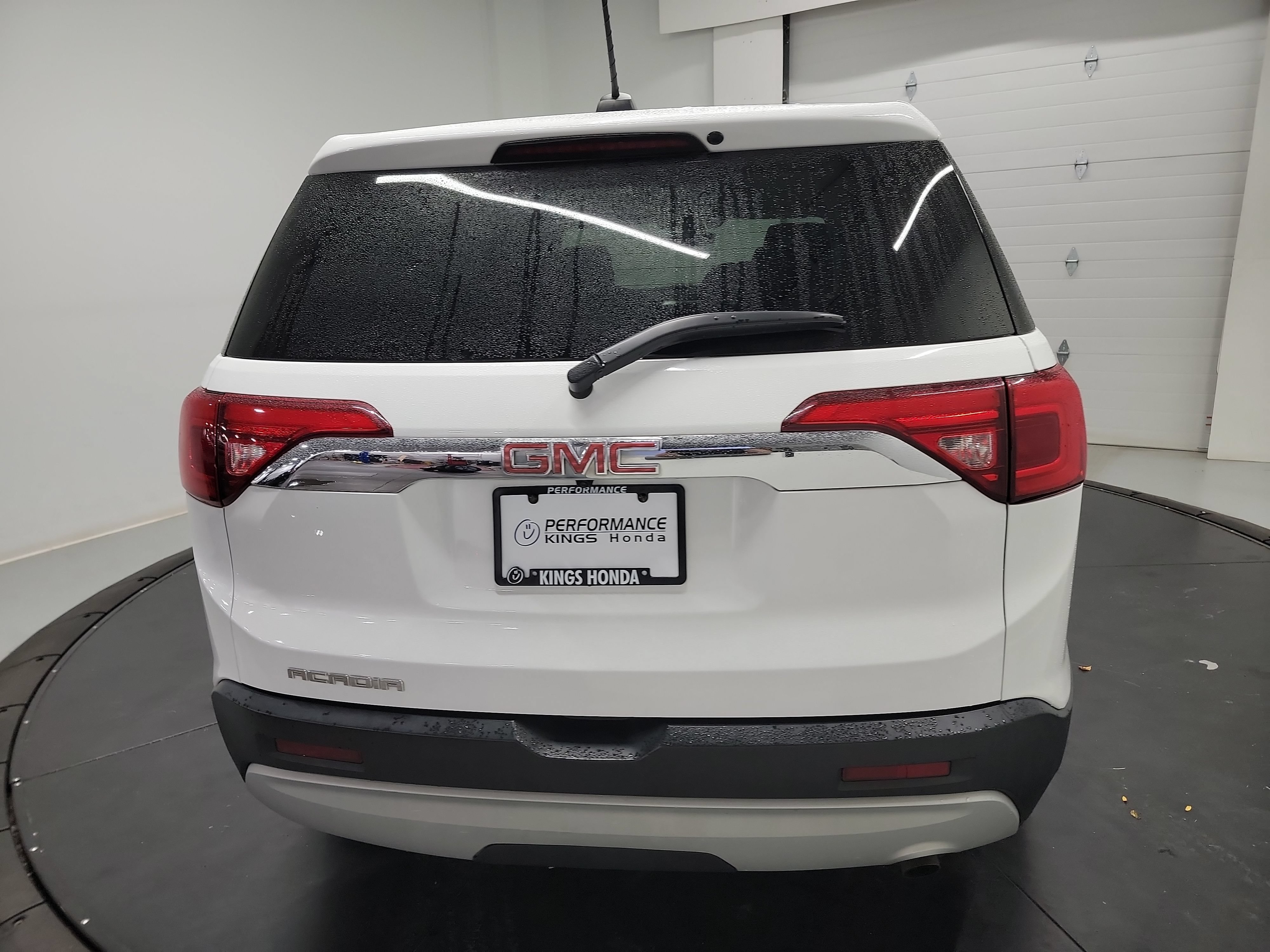 Used 2019 GMC Acadia SLE FWD image 8