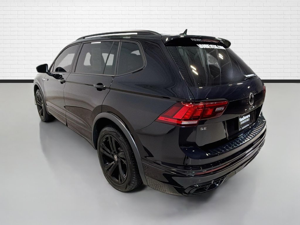 Used 2024 Volkswagen Tiguan SE R-Line AWD/4WD image 7