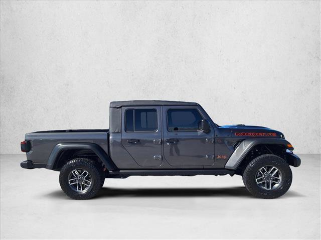 Used 2025 Jeep Gladiator Mojave image 4