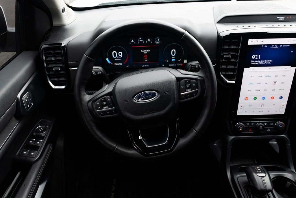 Used 2024 Ford Ranger Lariat w/ FX4 Off-Road Package image 11