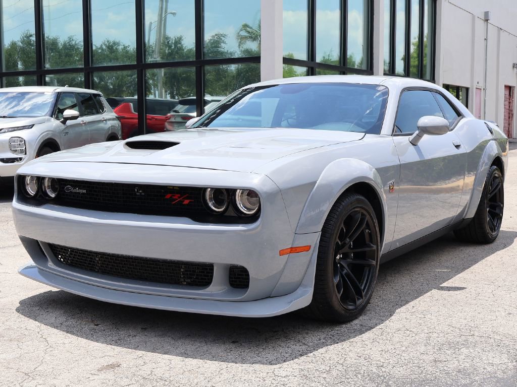 Used 2022 Dodge Challenger R/T Scat Pack RWD image 8