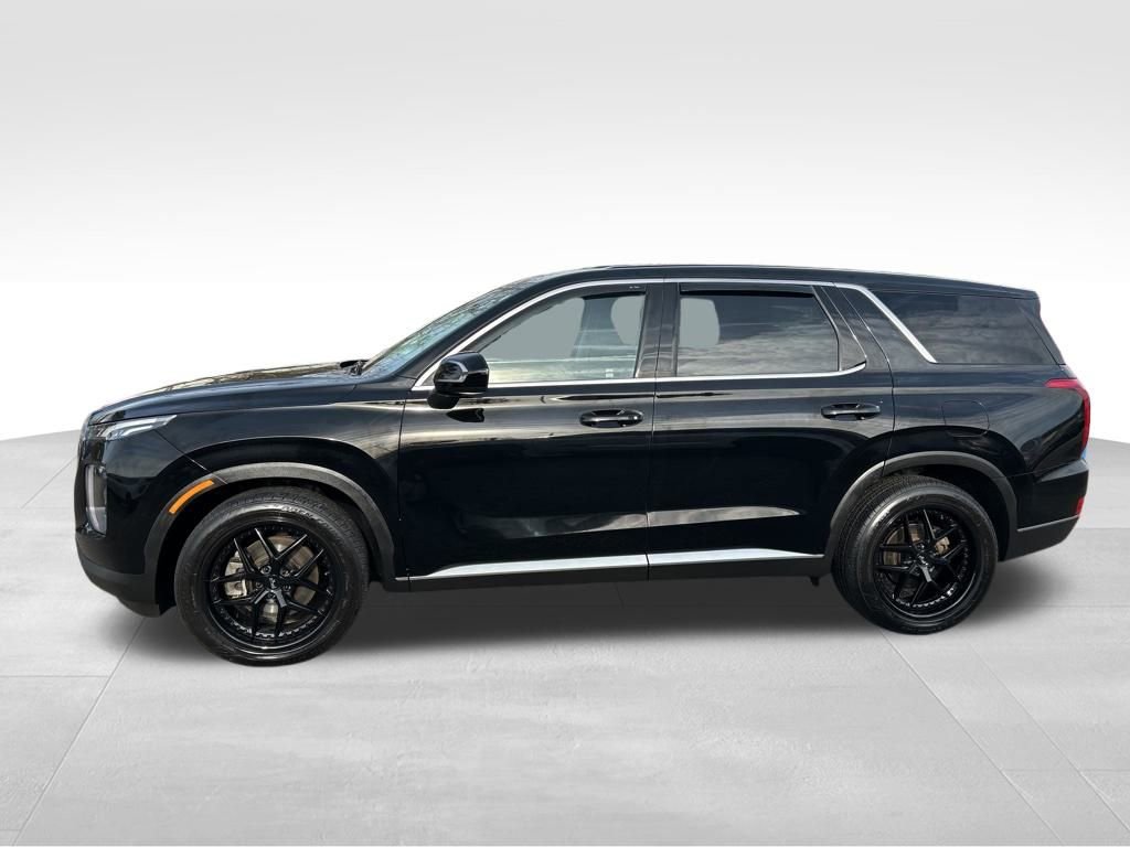 Used 2022 Hyundai Palisade SE image 2