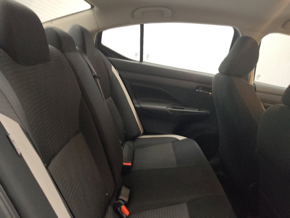 Used 2020 Nissan Versa SV FWD image 19
