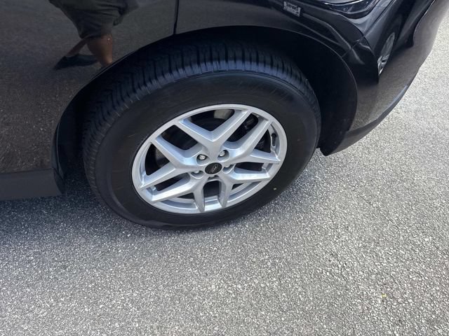 Used 2024 Ford Edge SEL AWD/4WD image 16