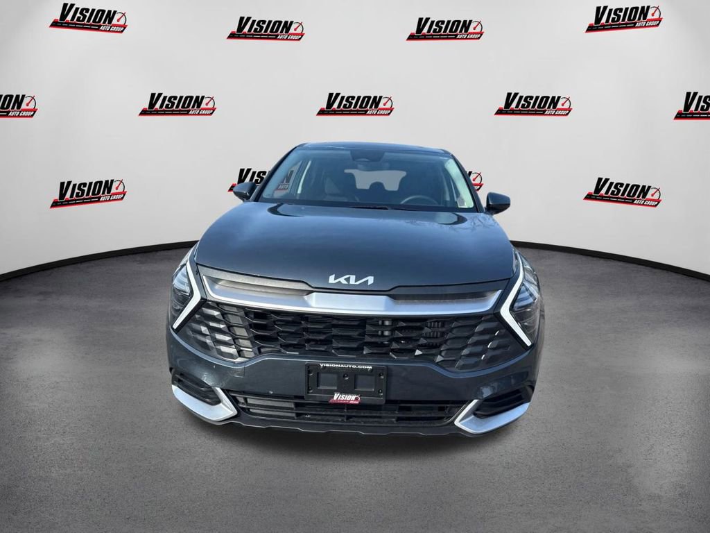 Certified 2025 Kia Sportage LX image 2