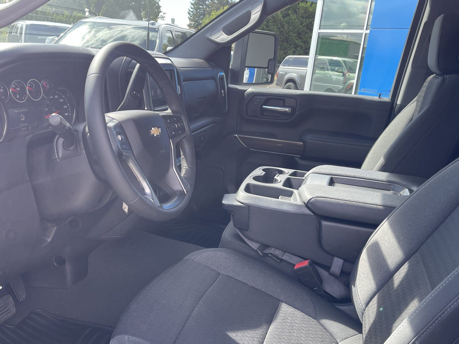 Used 2023 Chevrolet Silverado 2500 LT AWD/4WD image 10