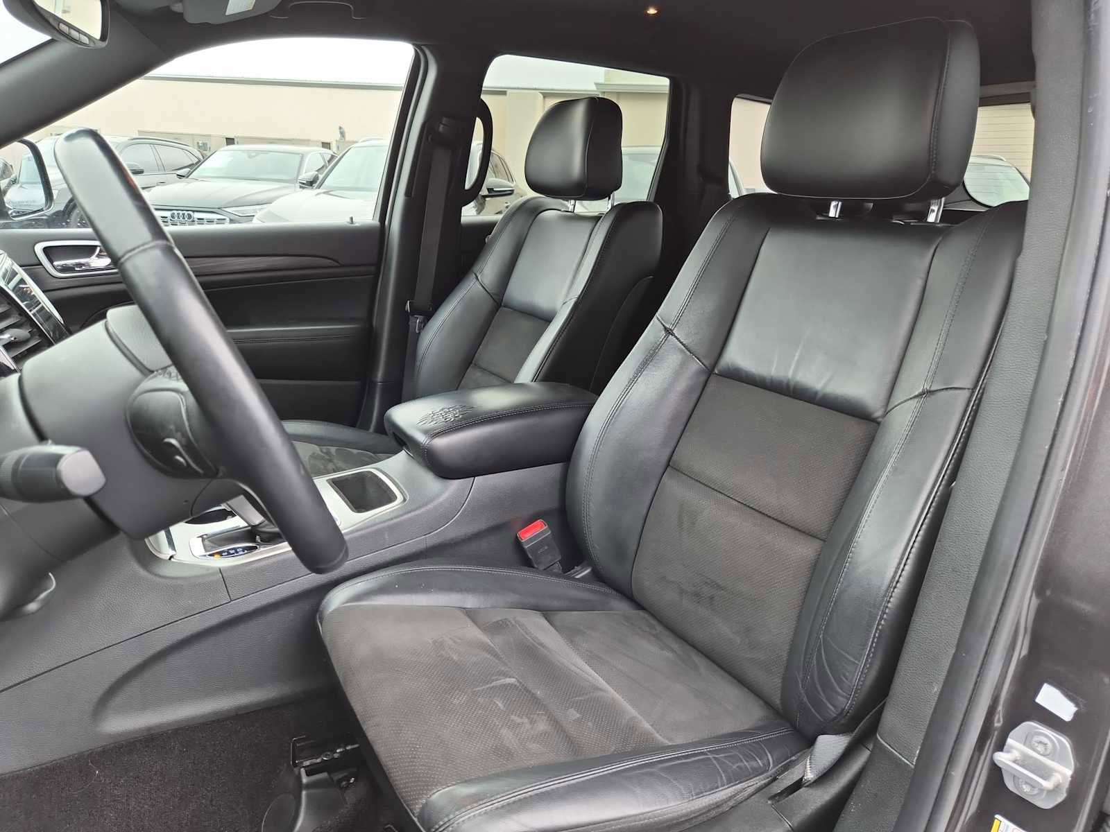 Used 2019 Jeep Grand Cherokee Altitude image 15