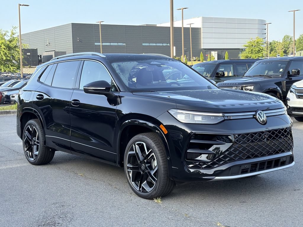 New 2026 Volkswagen Tiguan SEL R-Line AWD/4WD image 7