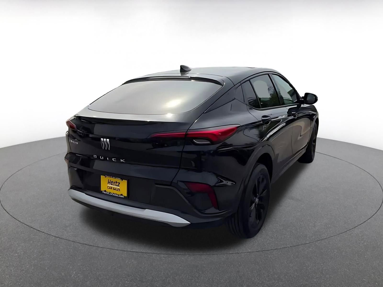 Used 2025 Buick Envista Sport Touring image 14