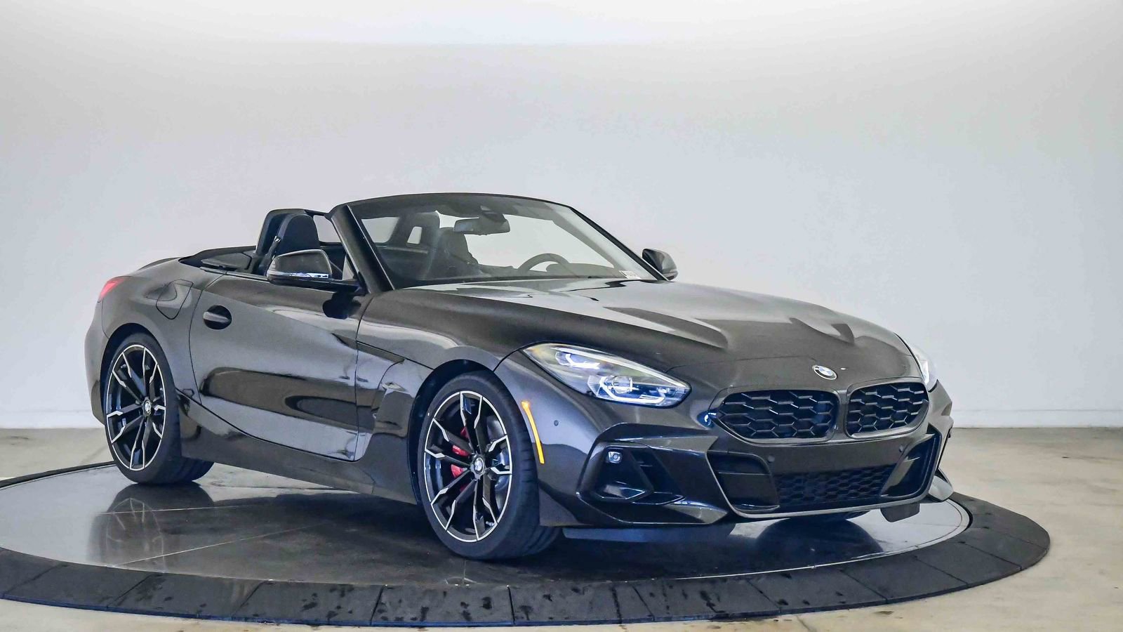 New 2026 BMW Z4 M40i w/ Premium Package image 32