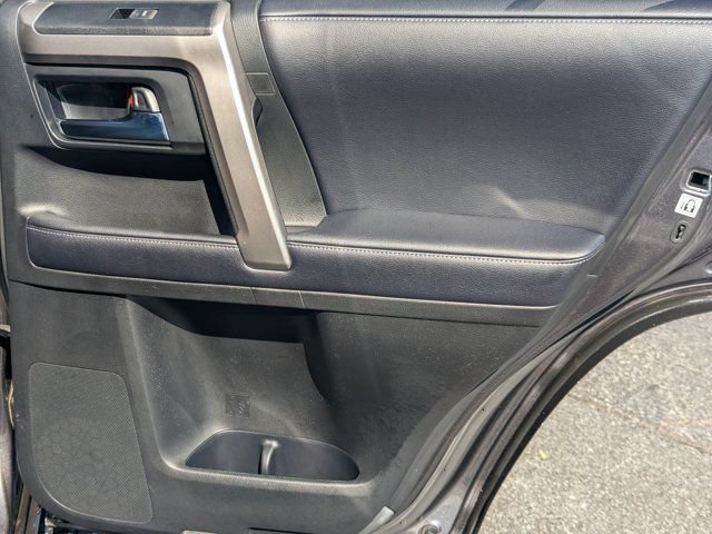 Used 2018 Toyota 4Runner SR5 RWD image 15