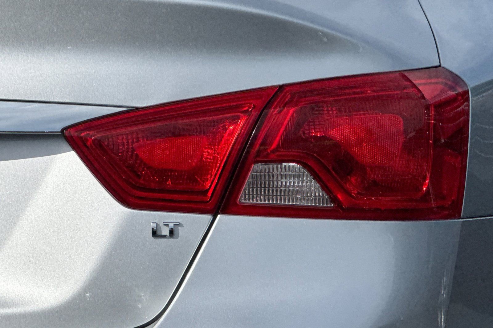 Used 2017 Chevrolet Impala LT image 45