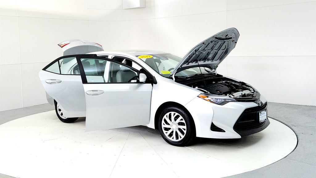 Certified 2019 Toyota Corolla LE FWD image 12