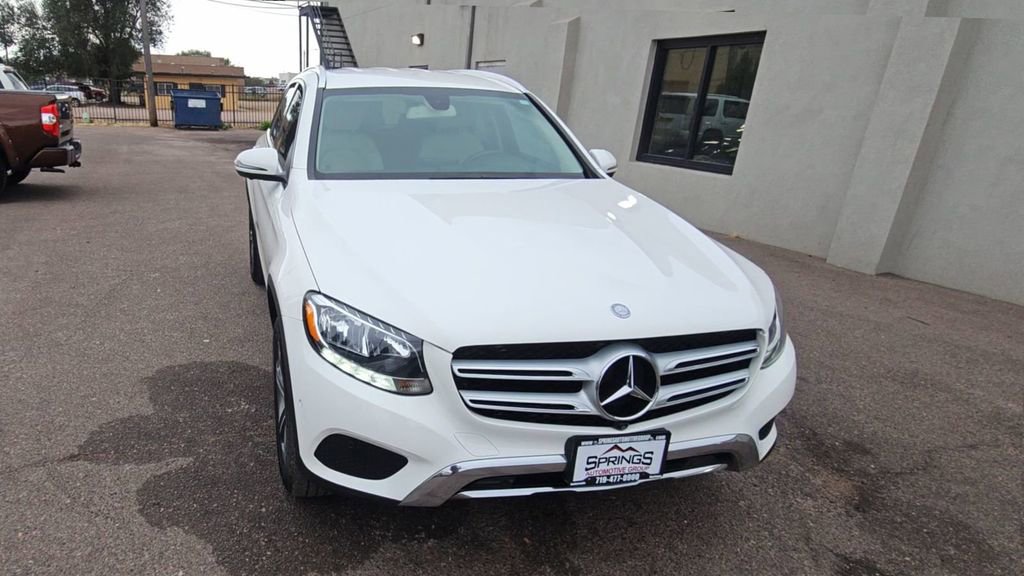 Used 2018 Mercedes-Benz GLC 300 GLC 300 image 2