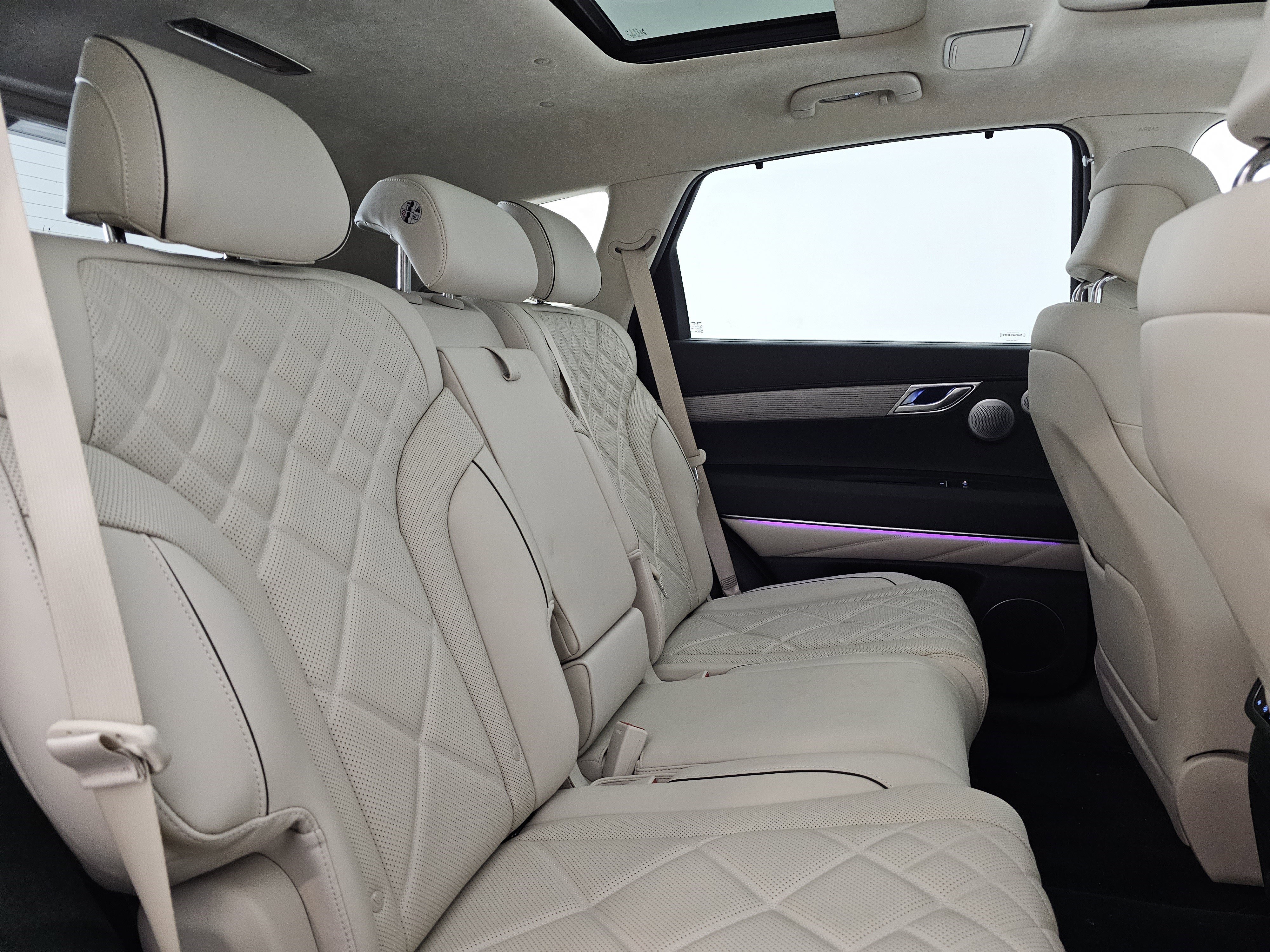 Used 2025 Genesis GV80 3.5T Prestige image 31